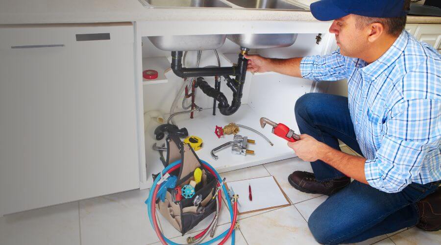 Expert burst pipe repair services in Newtown, CT